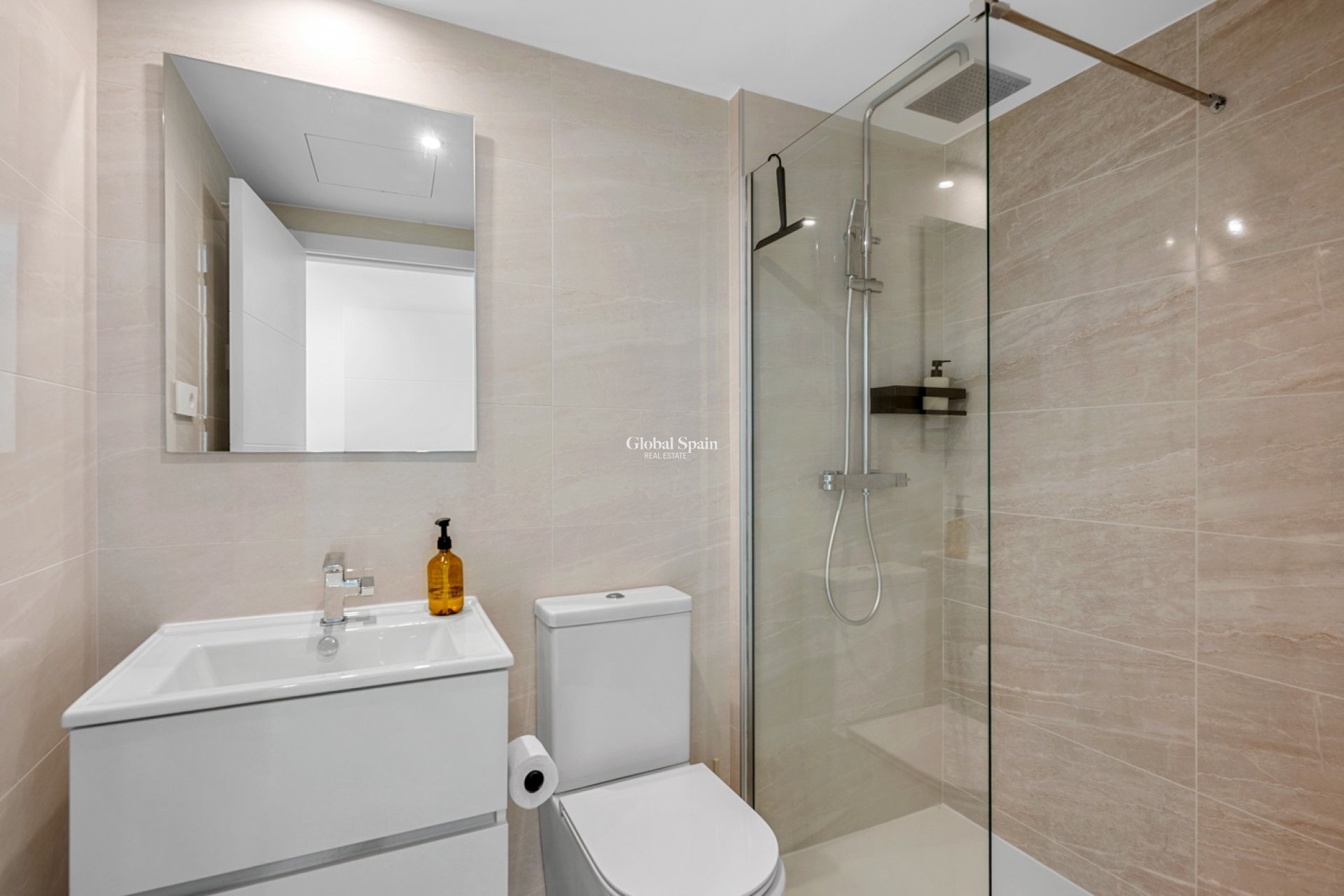 Resale - APARTMENT -
ORIHUELA COSTA - Punta Prima
