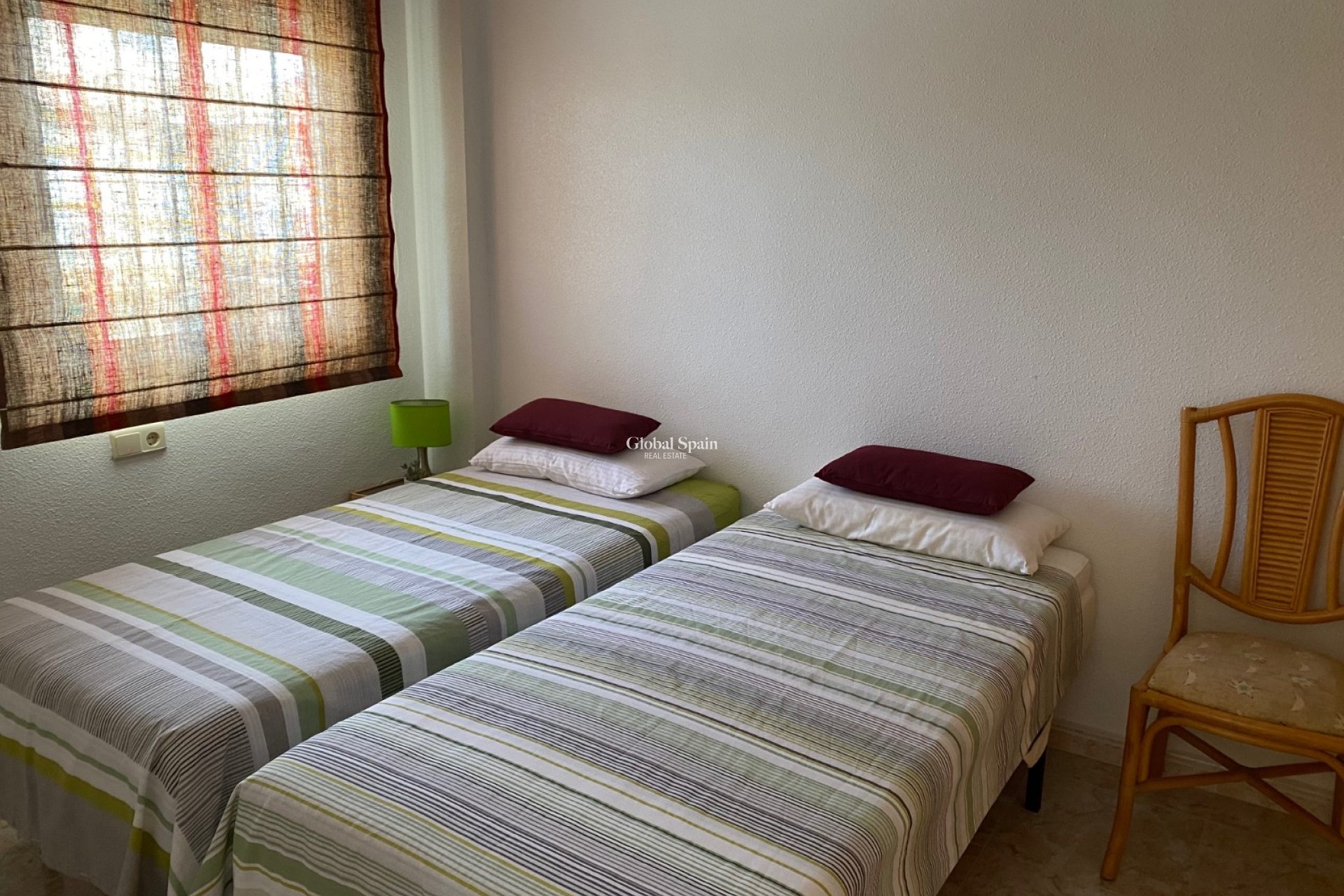 Resale - APARTMENT -
ORIHUELA COSTA - Punta Prima