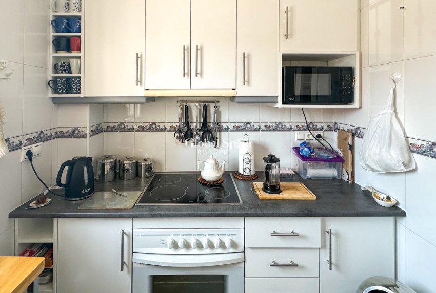 Resale - APARTMENT -
ORIHUELA COSTA - Punta Prima