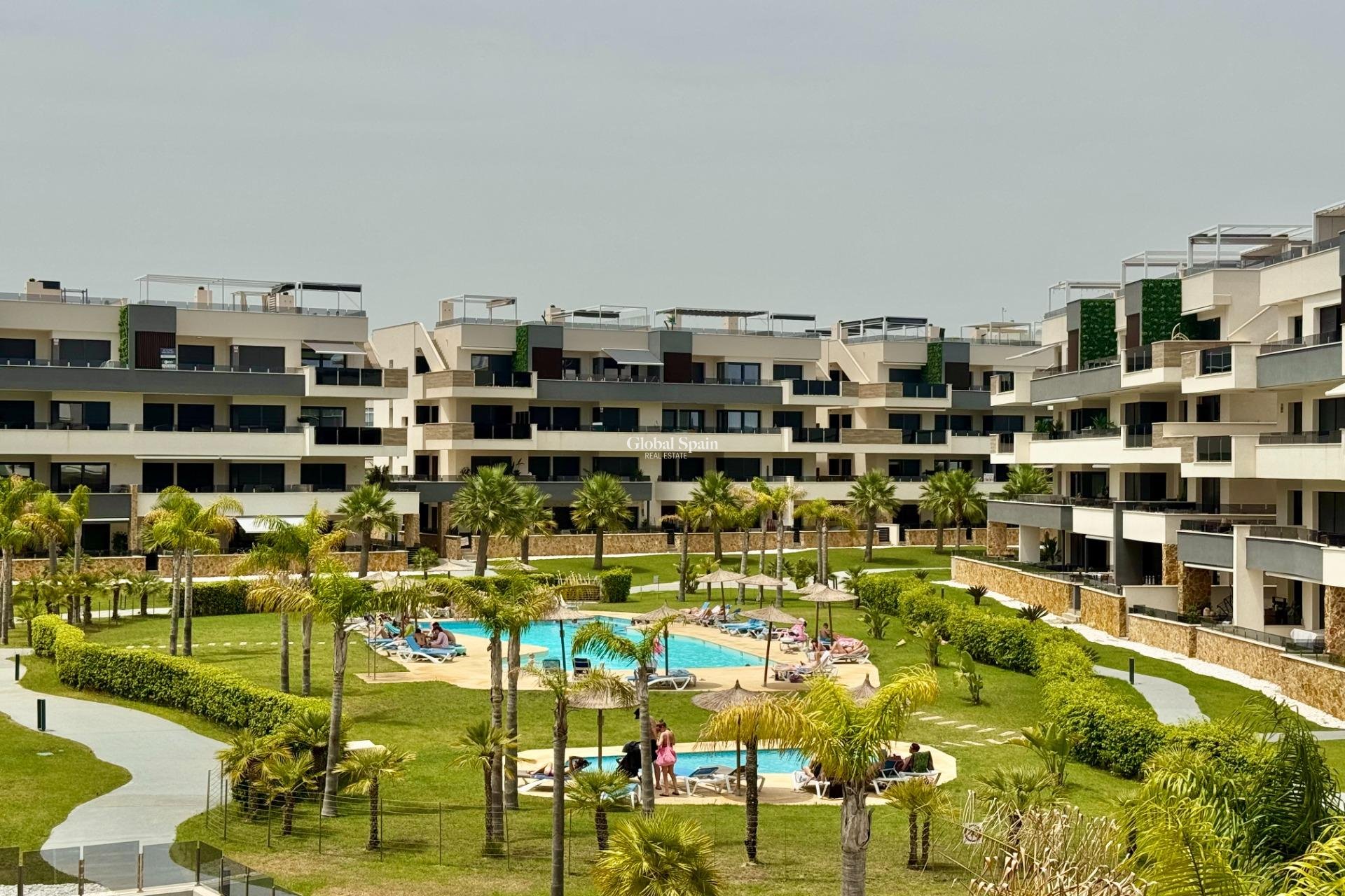 Resale - APARTMENT -
ORIHUELA COSTA - Punta Prima