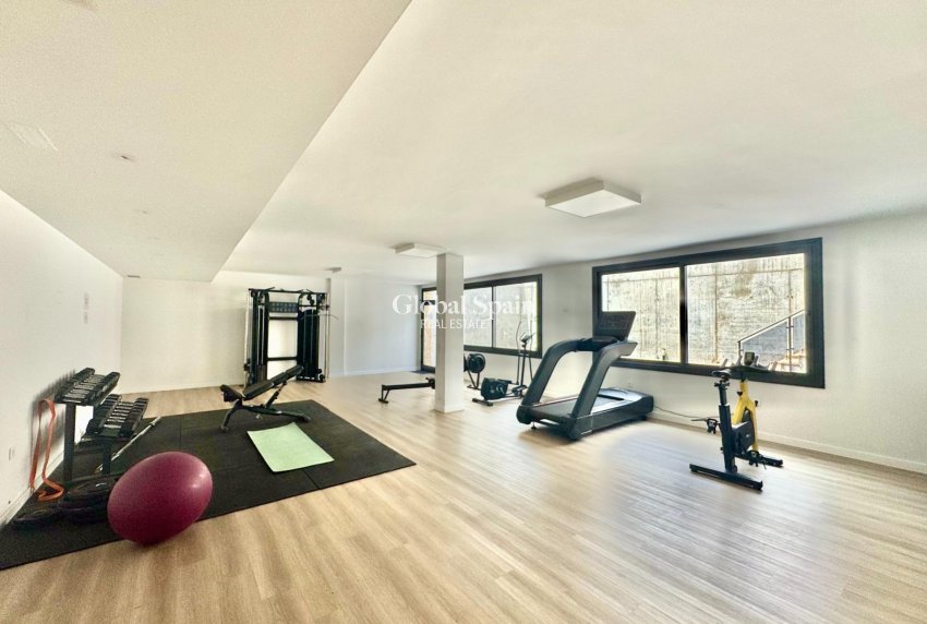 Resale - APARTMENT -
ORIHUELA COSTA - Punta Prima