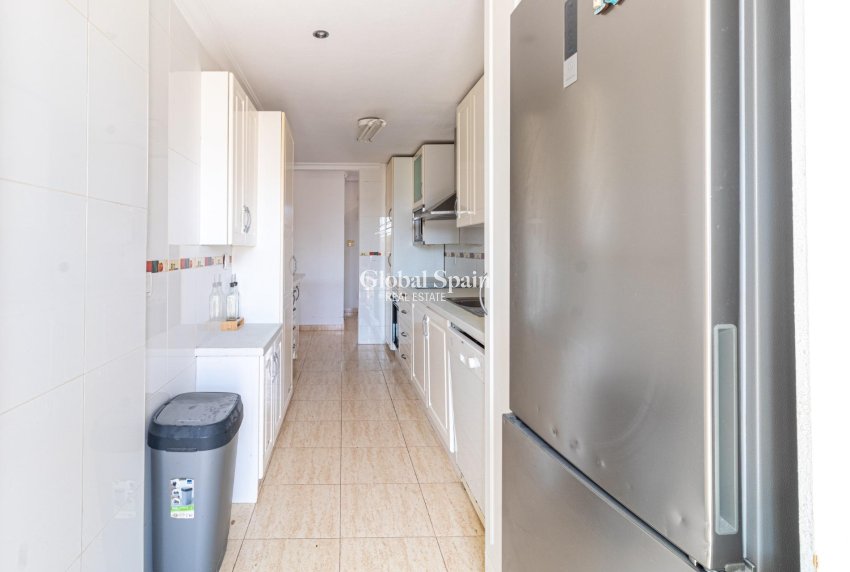 Resale - APARTMENT -
ORIHUELA COSTA - Punta Prima