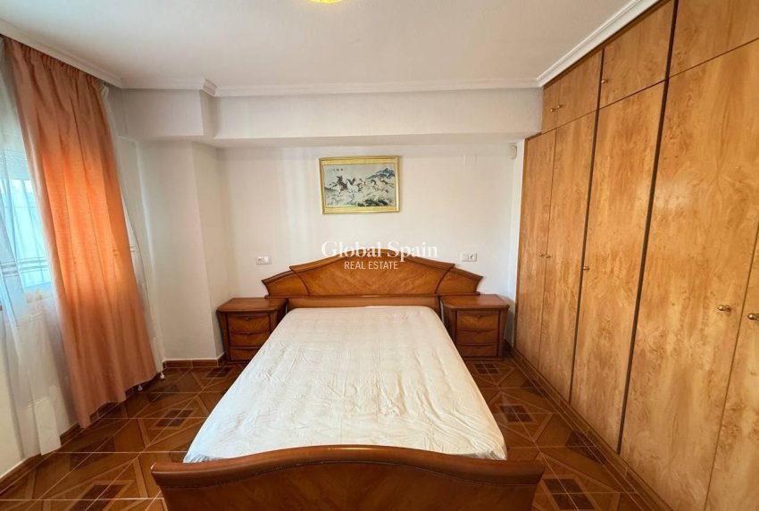 Resale - APARTMENT -
ORIHUELA COSTA - Punta Prima