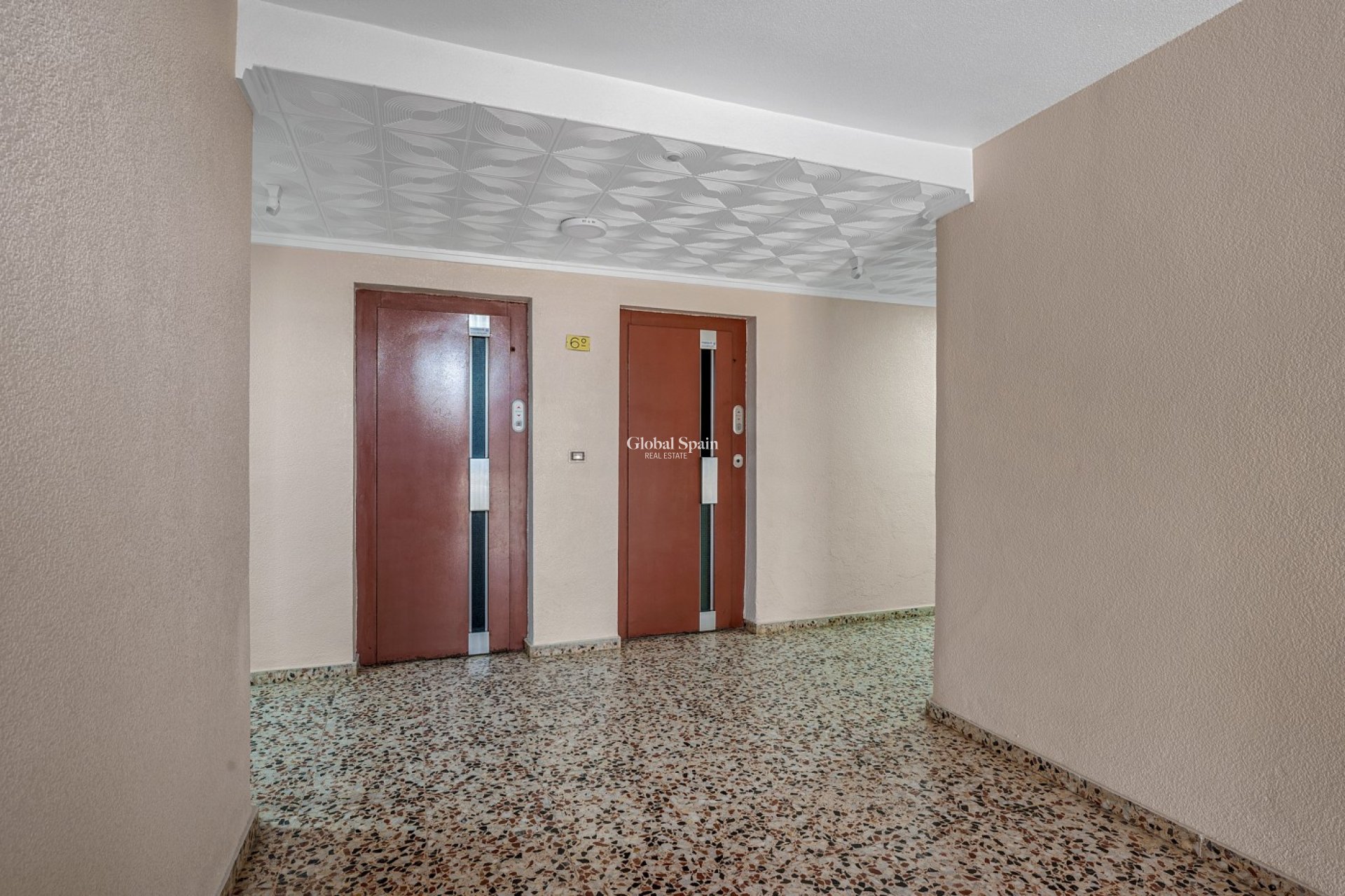 Resale - APARTMENT -
ORIHUELA COSTA - Punta Prima