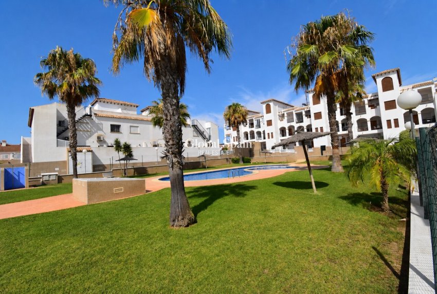 Resale - APARTMENT -
Orihuela Costa - Punta Prima