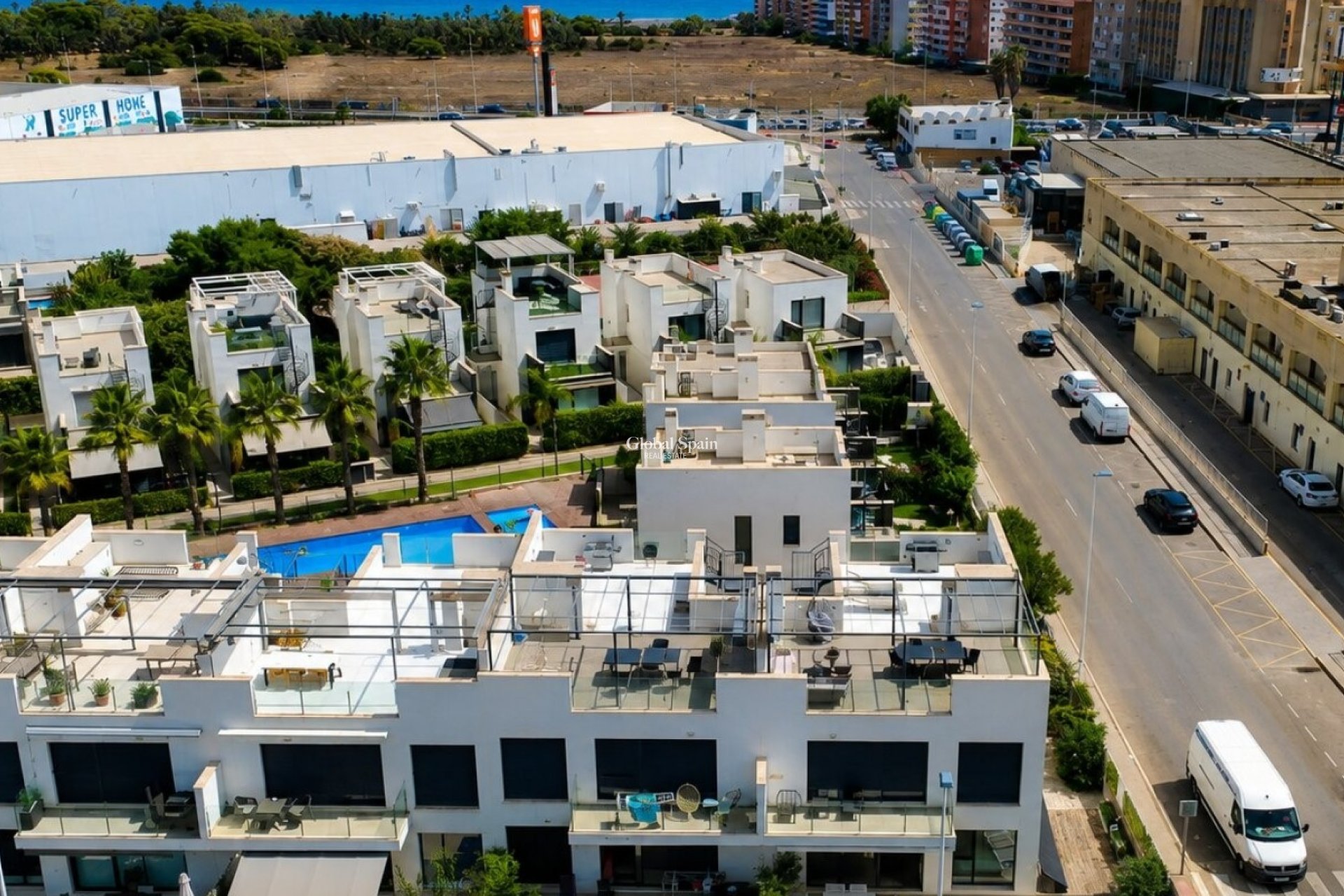 Resale - APARTMENT -
ORIHUELA COSTA - Punta Prima