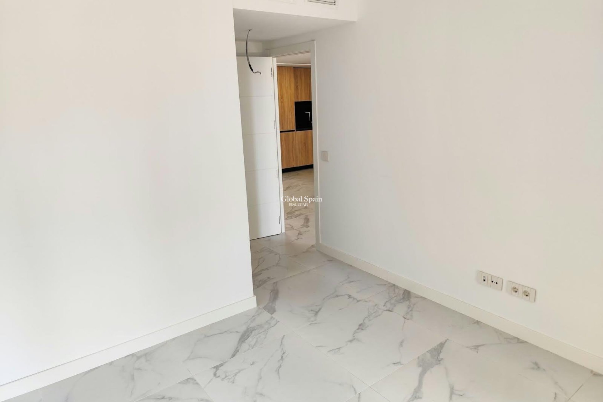 Resale - APARTMENT -
ORIHUELA COSTA - Punta Prima