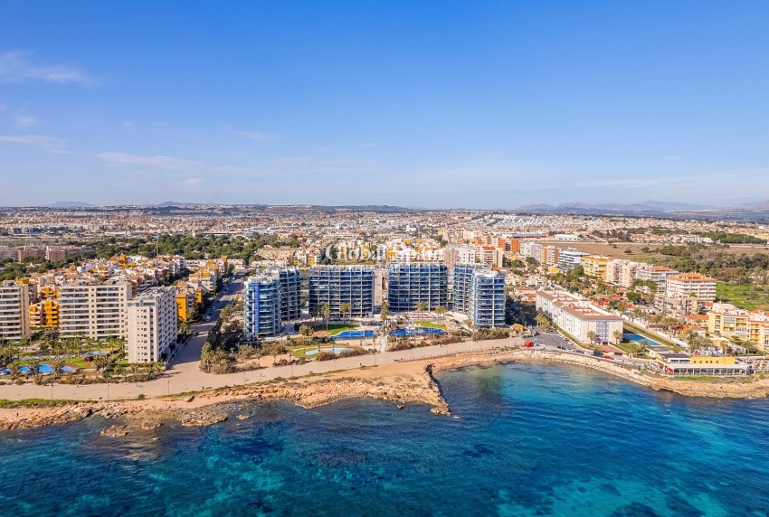 Resale - Apartment -
ORIHUELA COSTA - Punta Prima