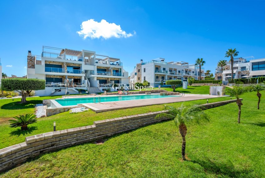 Resale - Apartment -
ORIHUELA COSTA - Punta Prima