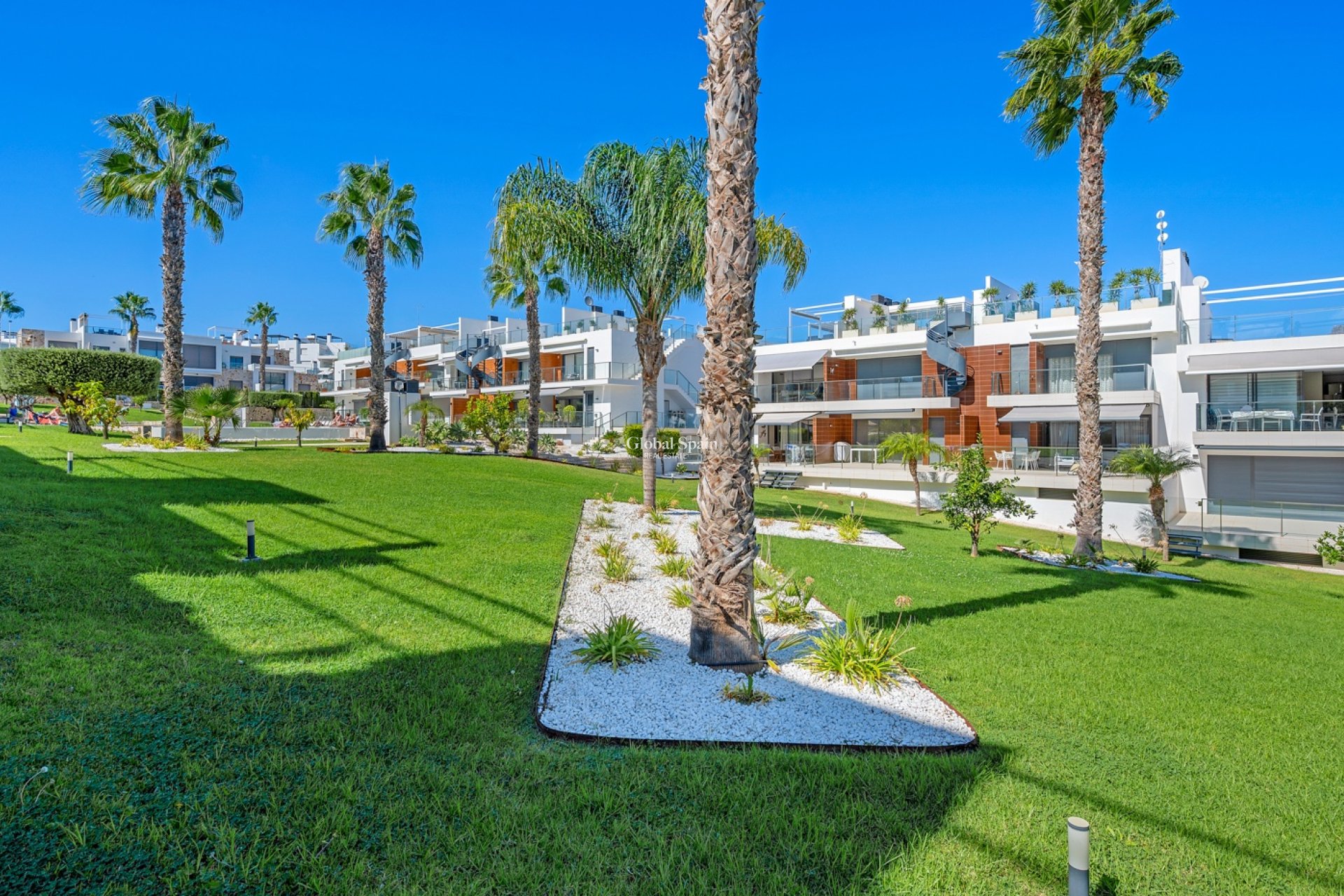 Resale - Apartment -
ORIHUELA COSTA - Punta Prima