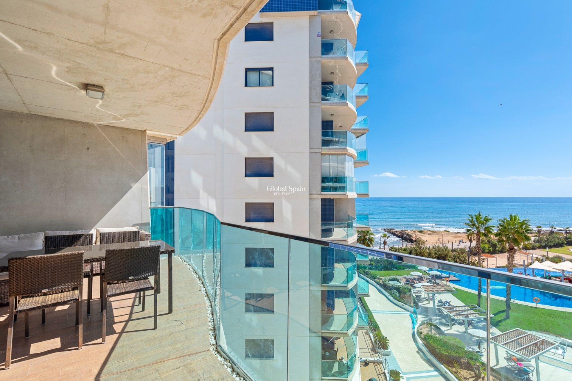 Resale - Apartment -
ORIHUELA COSTA - Punta Prima