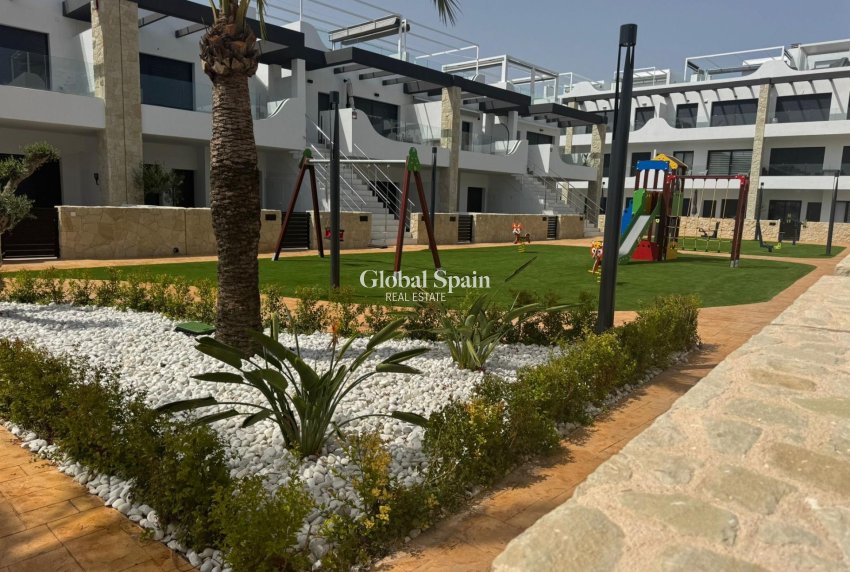Resale - APARTMENT -
ORIHUELA COSTA - Rocio Del Mar