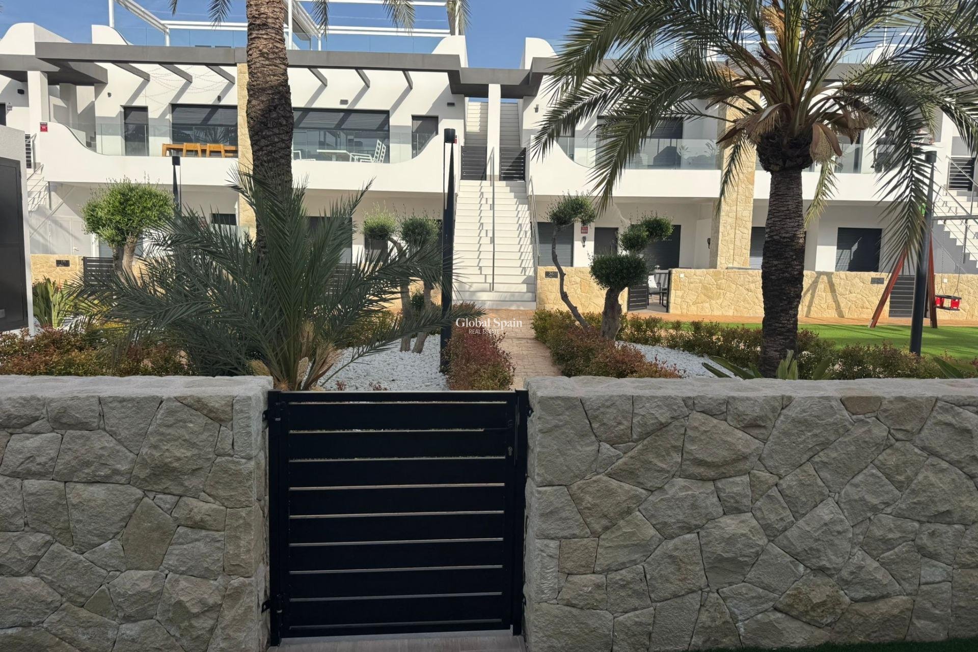 Resale - APARTMENT -
ORIHUELA COSTA - Rocio Del Mar