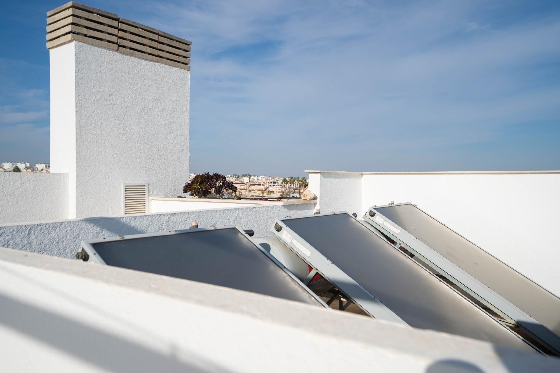 Resale - APARTMENT -
ORIHUELA COSTA - Rocio Del Mar