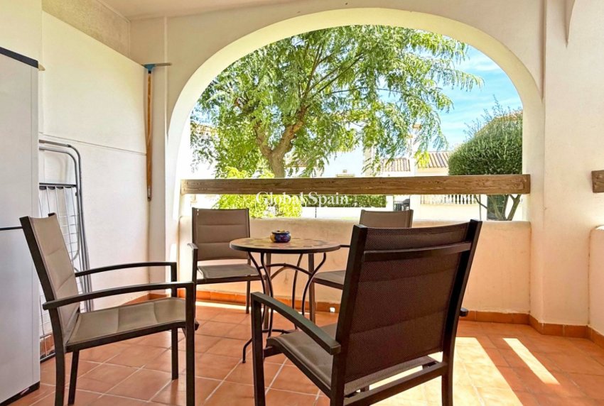 Resale - Apartment -
ORIHUELA COSTA - VILLAMARTÍN