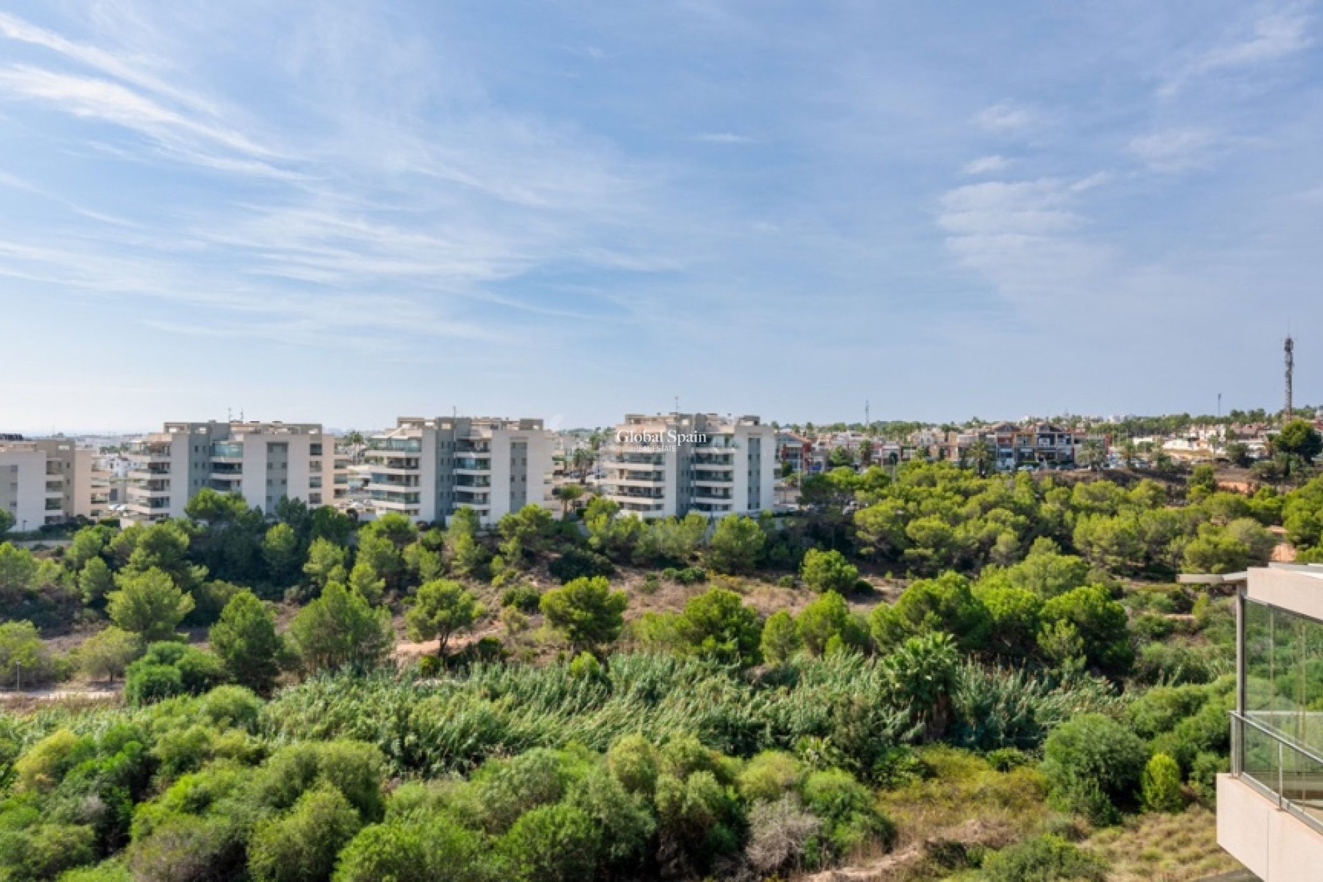 Resale - Apartment -
ORIHUELA COSTA - VILLAMARTÍN