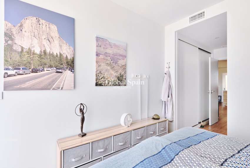 Resale - Apartment -
ORIHUELA COSTA - VILLAMARTÍN