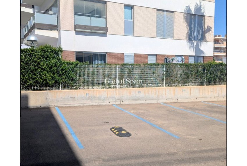 Resale - Apartment -
ORIHUELA COSTA - VILLAMARTÍN