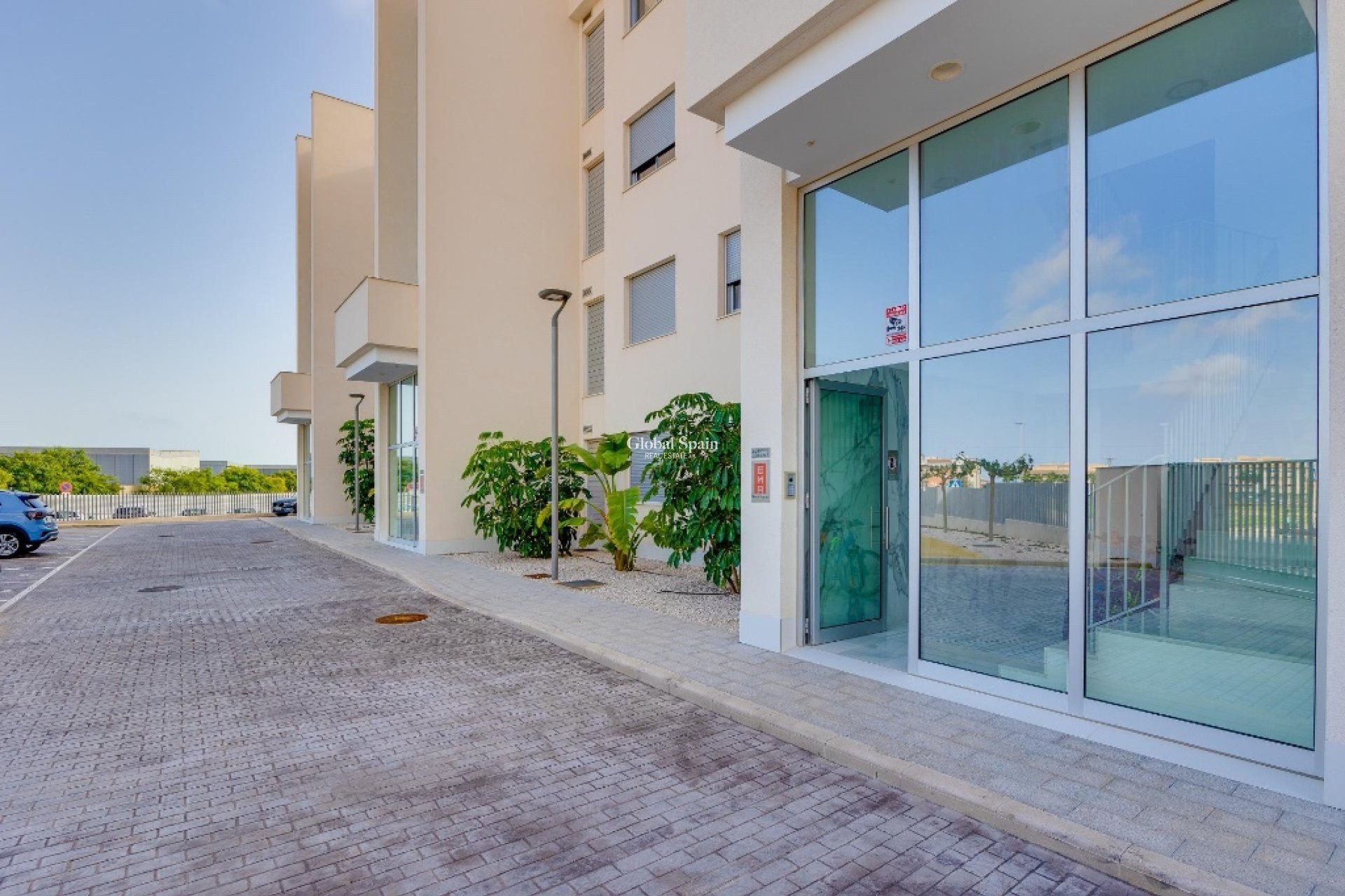 Resale - Apartment -
ORIHUELA COSTA - VILLAMARTÍN