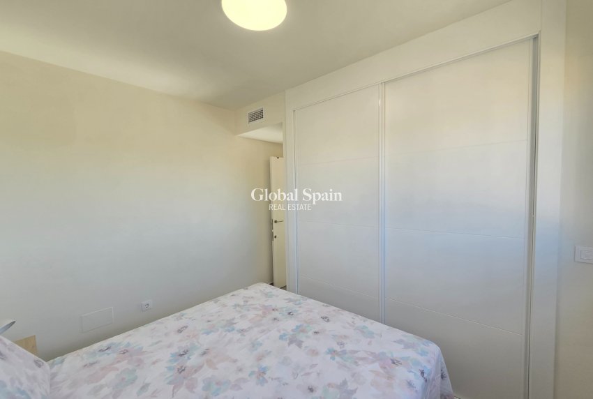 Resale - APARTMENT -
ORIHUELA COSTA - Villamartín *