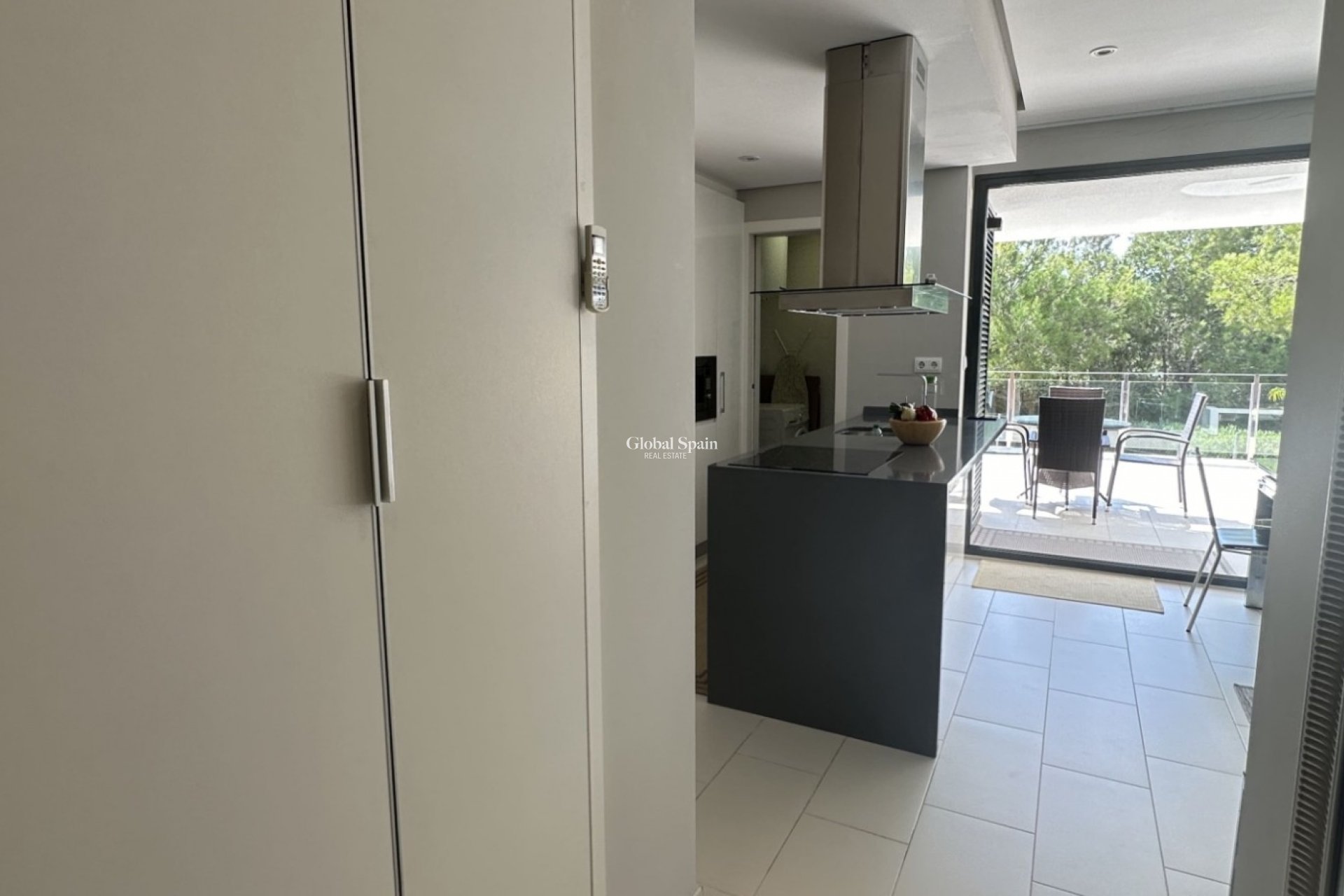 Resale - APARTMENT -
ORIHUELA COSTA - VILLAMARTÍN