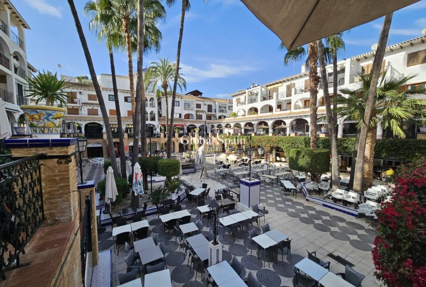 Resale - APARTMENT -
ORIHUELA COSTA - VILLAMARTÍN