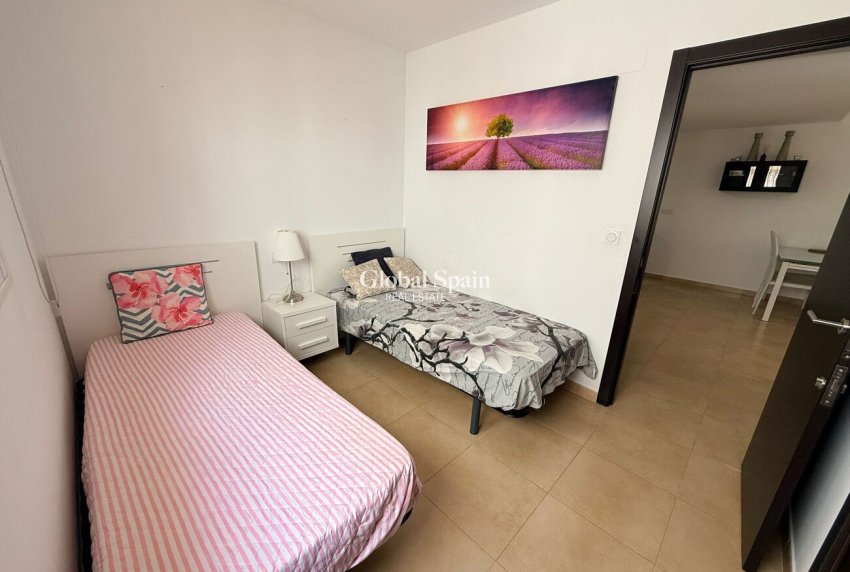 Resale - APARTMENT -
ORIHUELA COSTA - VILLAMARTÍN