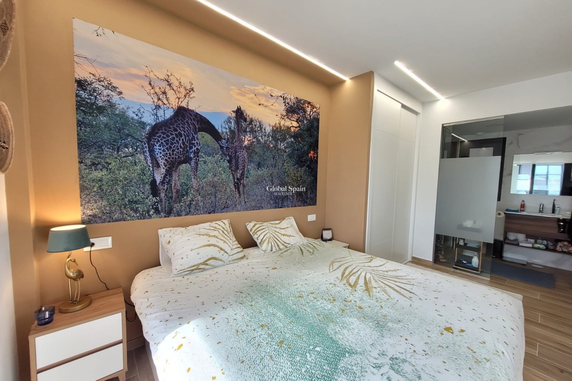 Resale - APARTMENT -
ORIHUELA COSTA - VILLAMARTÍN