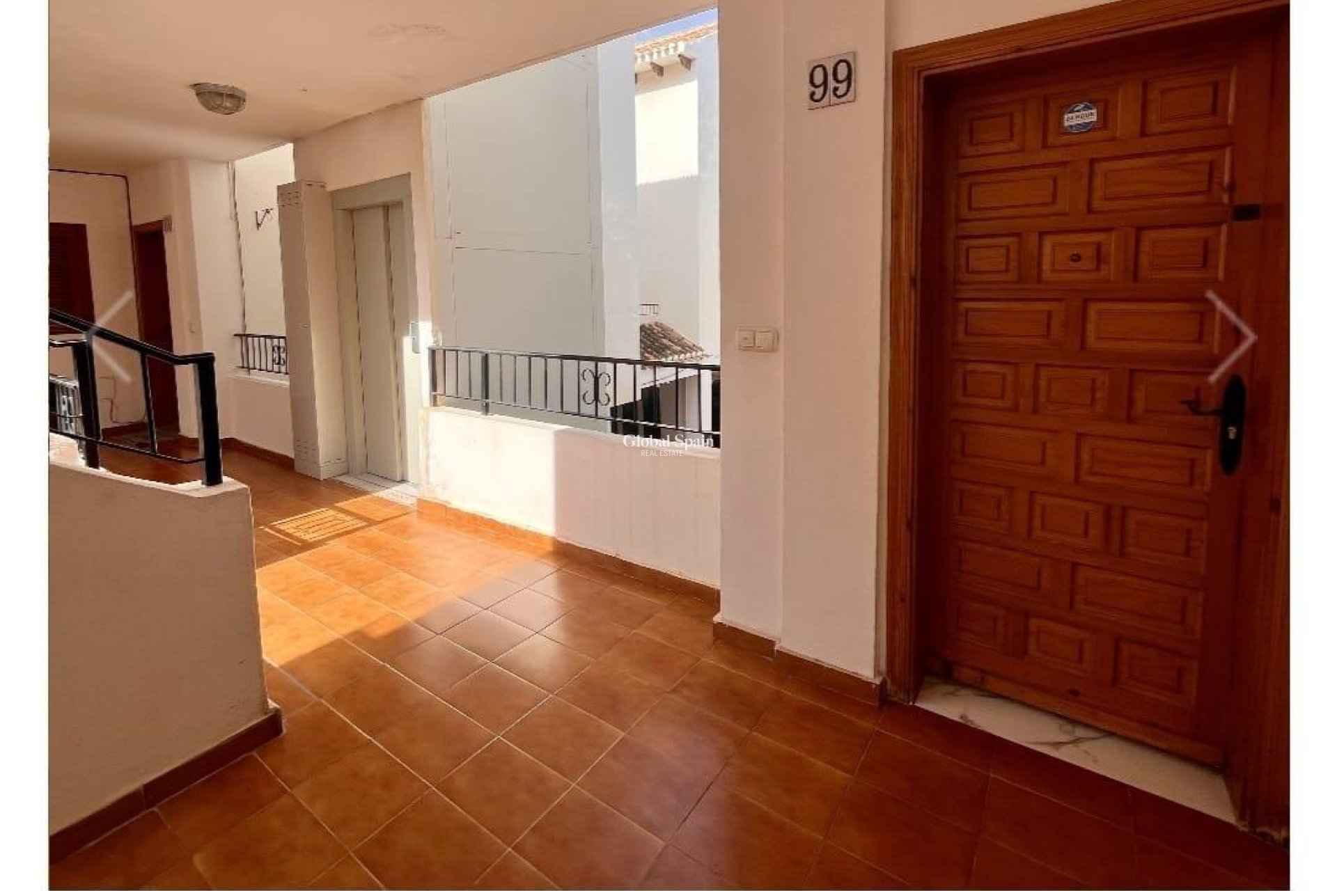 Resale - APARTMENT -
ORIHUELA COSTA - VILLAMARTÍN