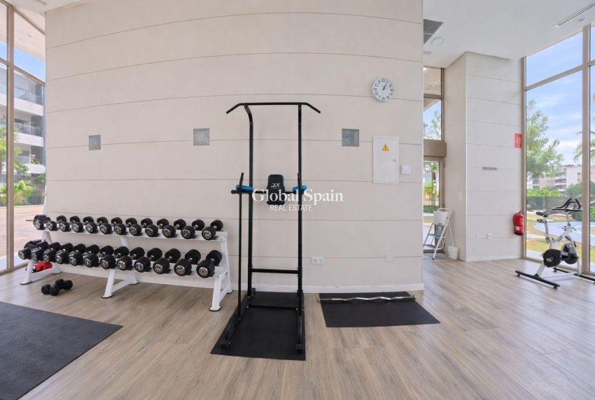 Resale - APARTMENT -
ORIHUELA COSTA - VILLAMARTÍN