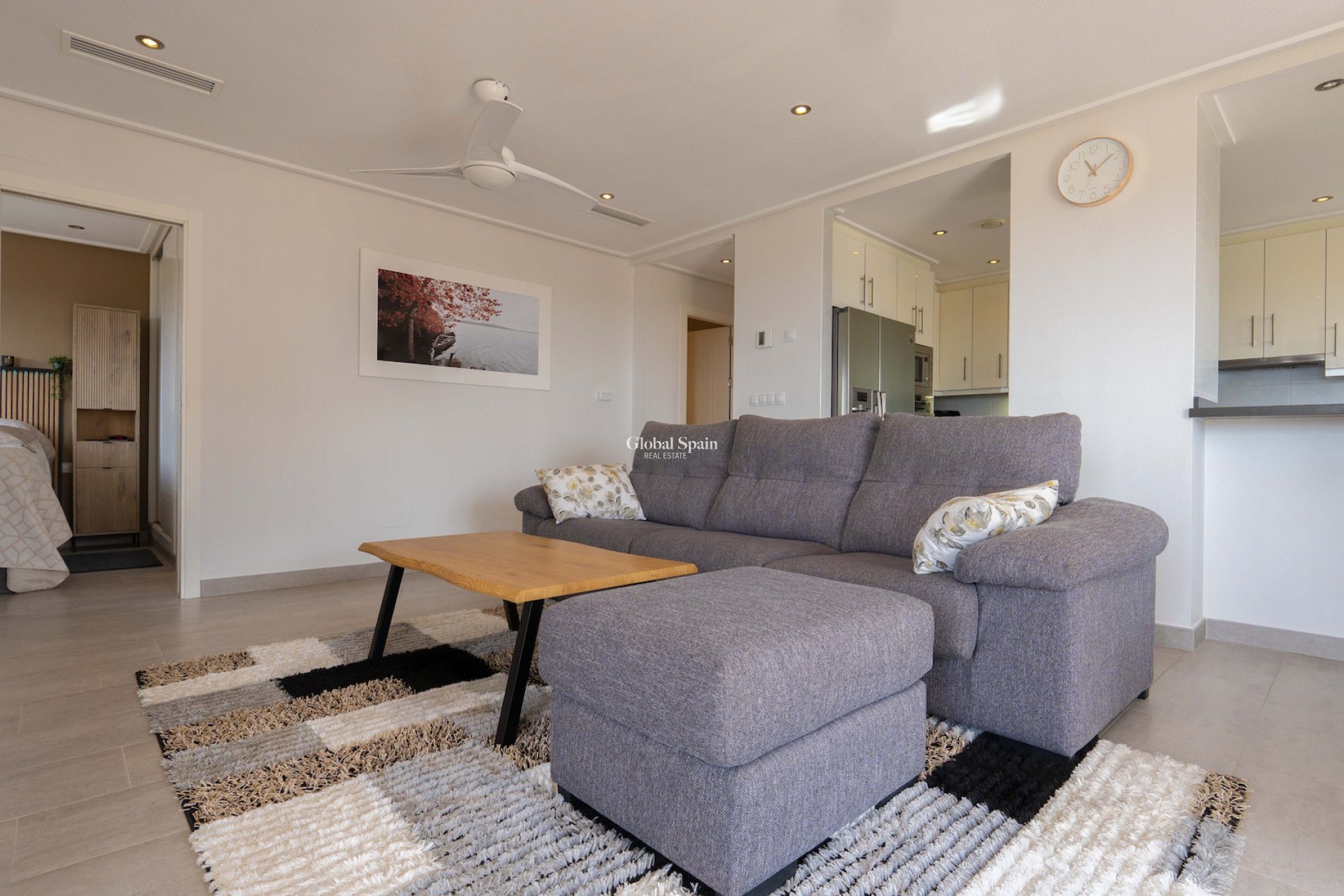 Resale - APARTMENT -
ORIHUELA COSTA - VILLAMARTÍN