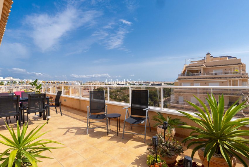 Resale - APARTMENT -
ORIHUELA COSTA - VILLAMARTÍN