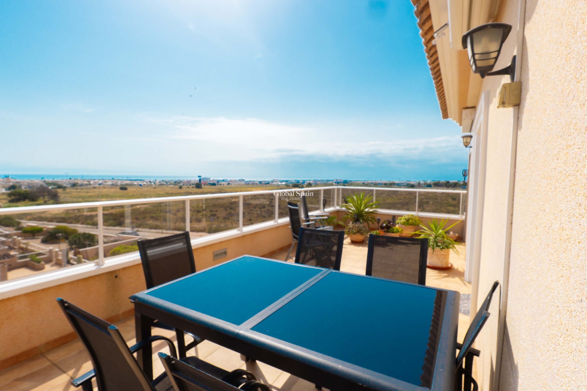 Resale - APARTMENT -
ORIHUELA COSTA - VILLAMARTÍN