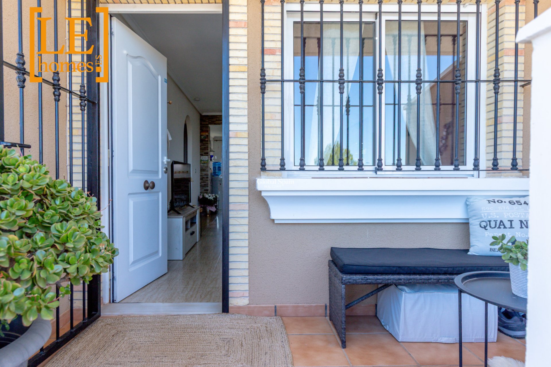 Resale - APARTMENT -
ORIHUELA COSTA - VILLAMARTÍN