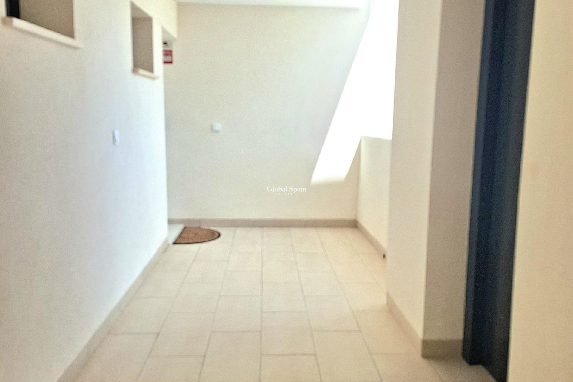 Resale - APARTMENT -
ORIHUELA COSTA - VILLAMARTÍN
