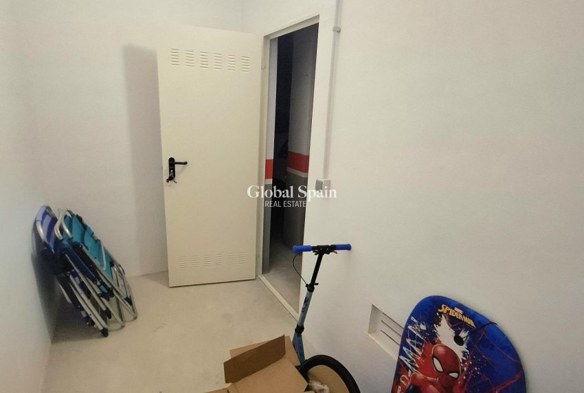 Resale - APARTMENT -
ORIHUELA COSTA - VILLAMARTÍN