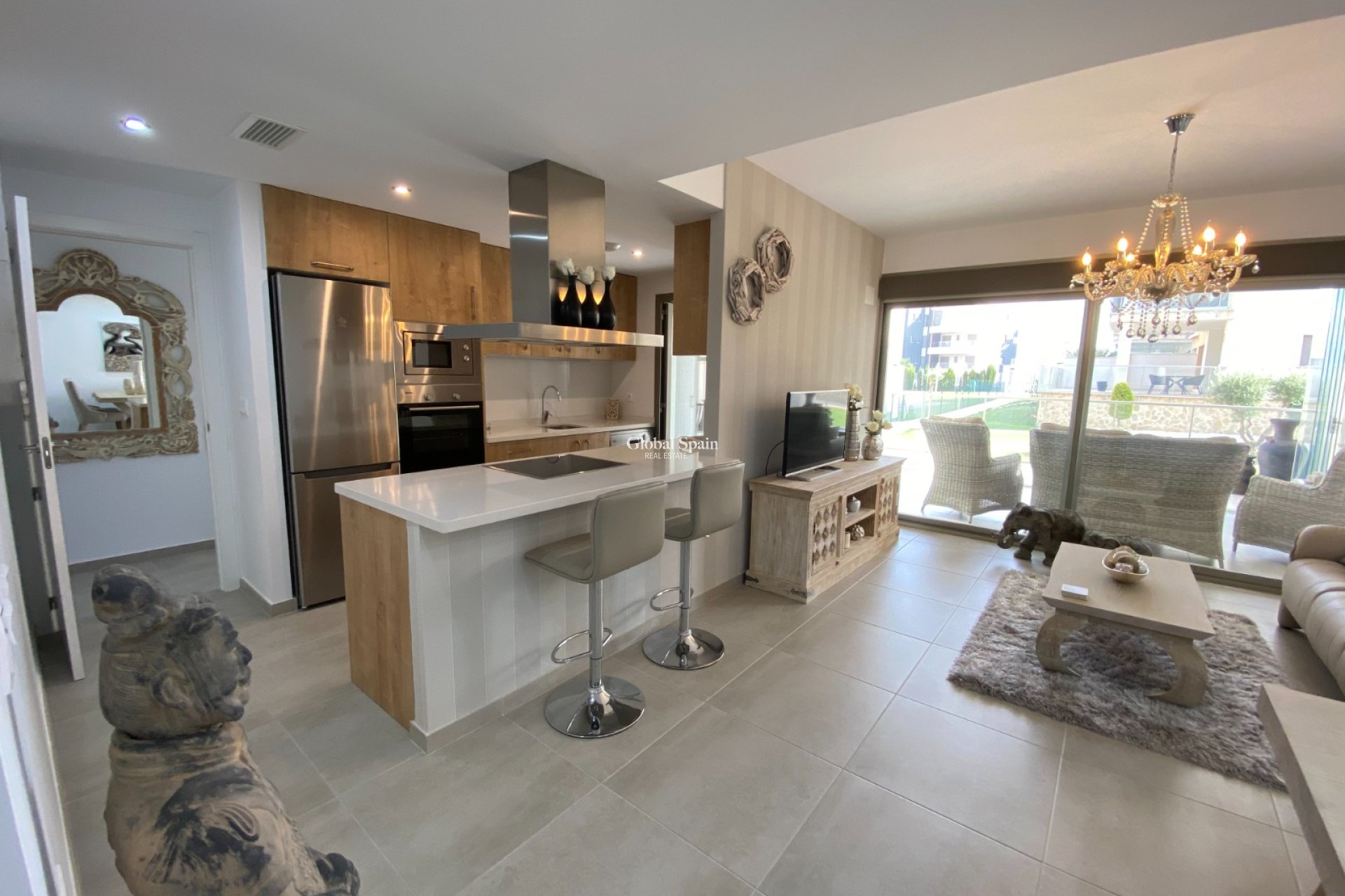 Resale - Apartment -
ORIHUELA COSTA - VILLAMARTÍN