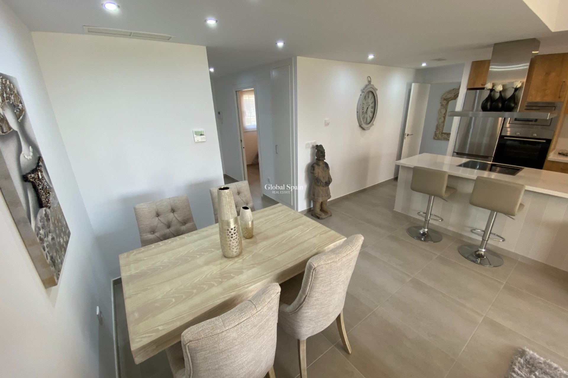 Resale - Apartment -
ORIHUELA COSTA - VILLAMARTÍN