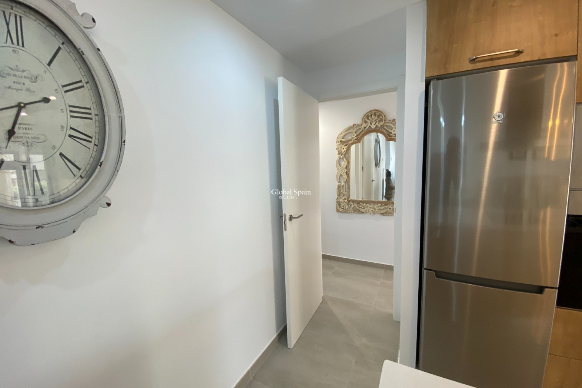 Resale - Apartment -
ORIHUELA COSTA - VILLAMARTÍN