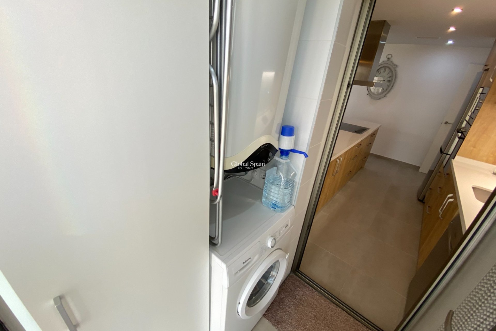 Resale - Apartment -
ORIHUELA COSTA - VILLAMARTÍN