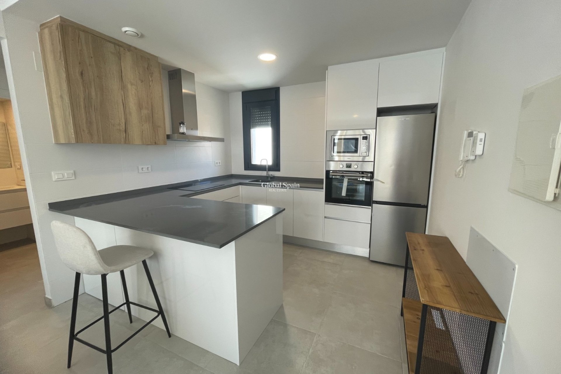 Resale - APARTMENT -
Orihuela Costa - Villamartin