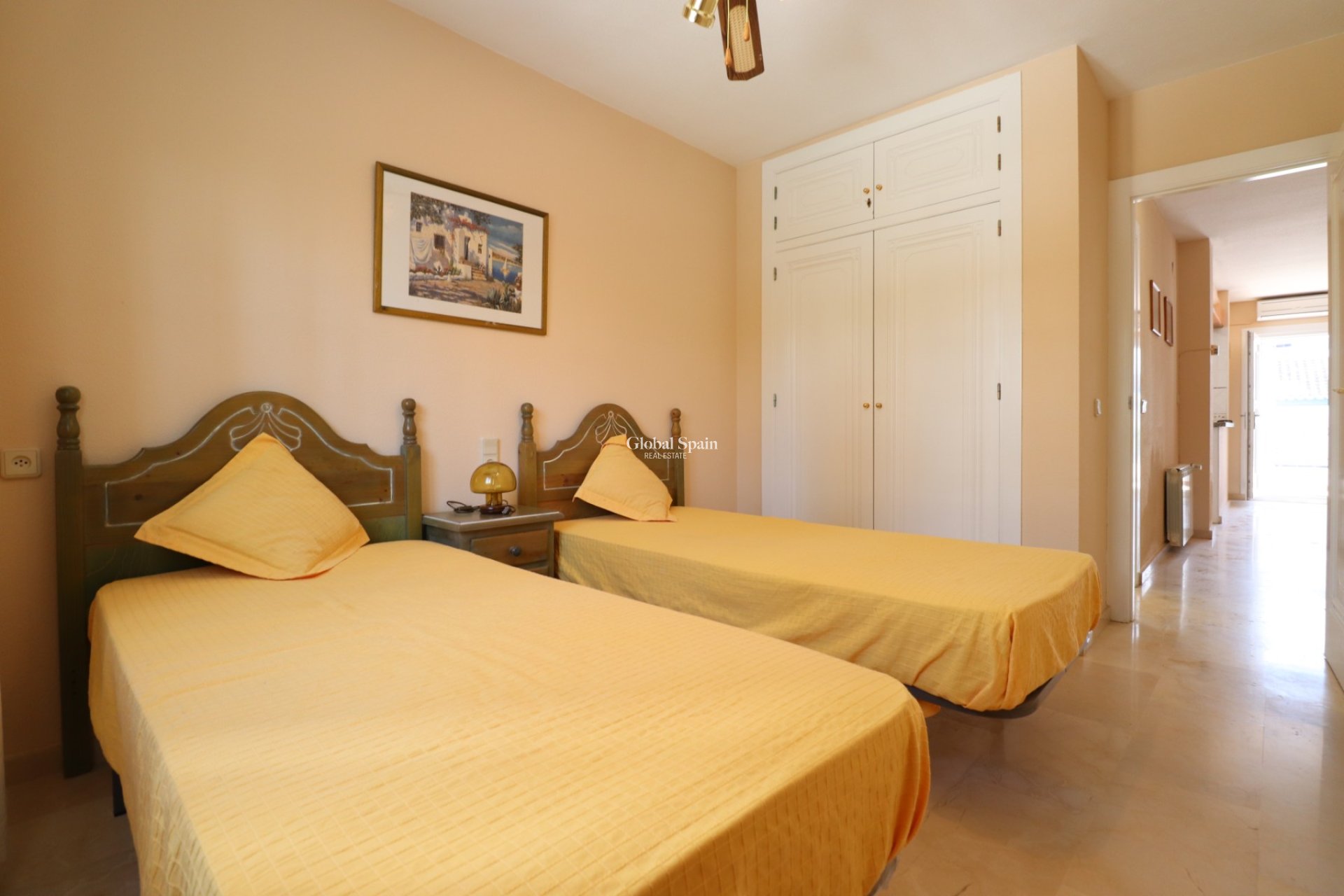 Resale - APARTMENT -
Orihuela Costa - Villamartin