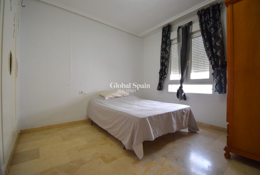 Resale - APARTMENT -
Orihuela Costa - Villamartin