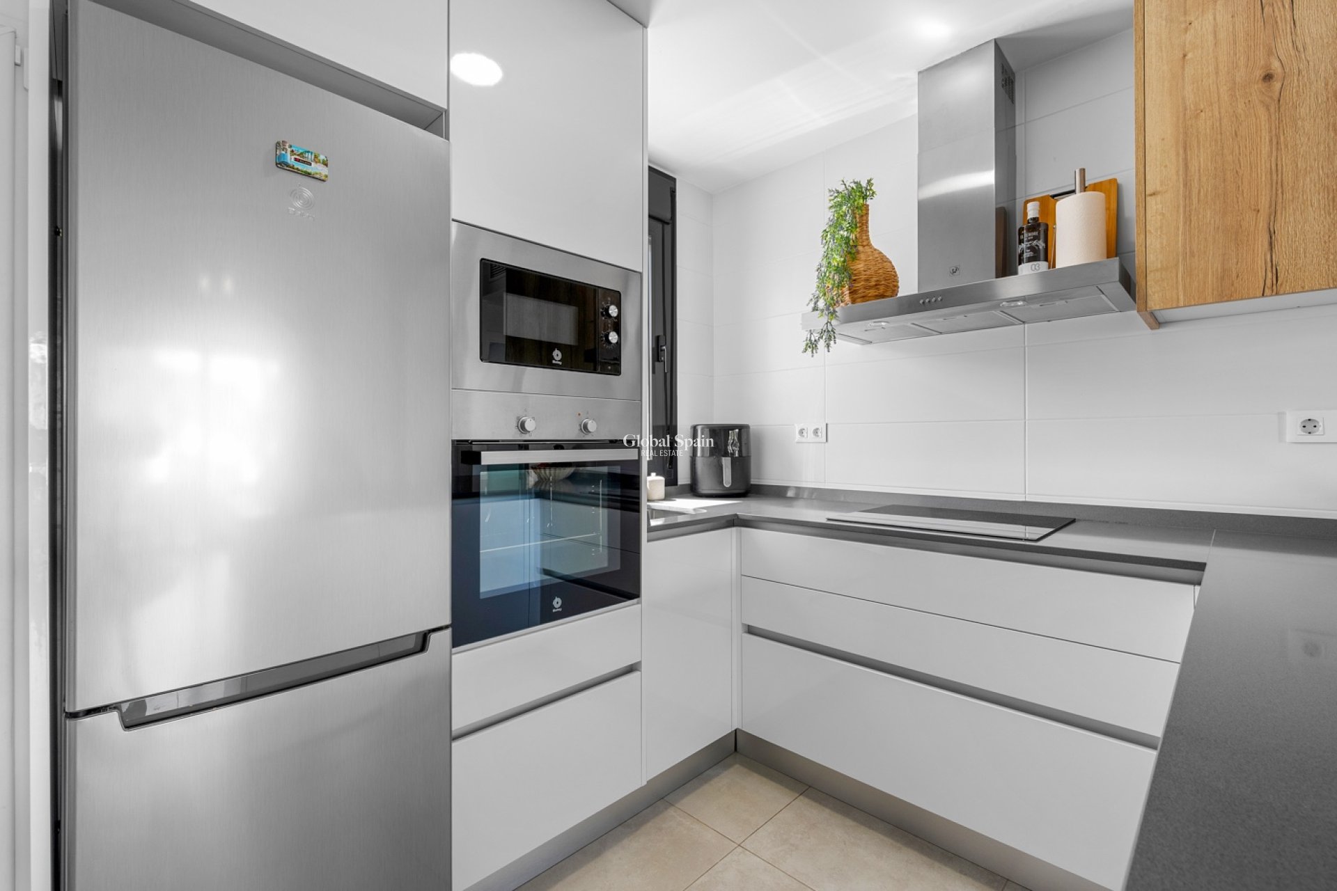 Resale - APARTMENT -
ORIHUELA COSTA - VILLAMARTÍN
