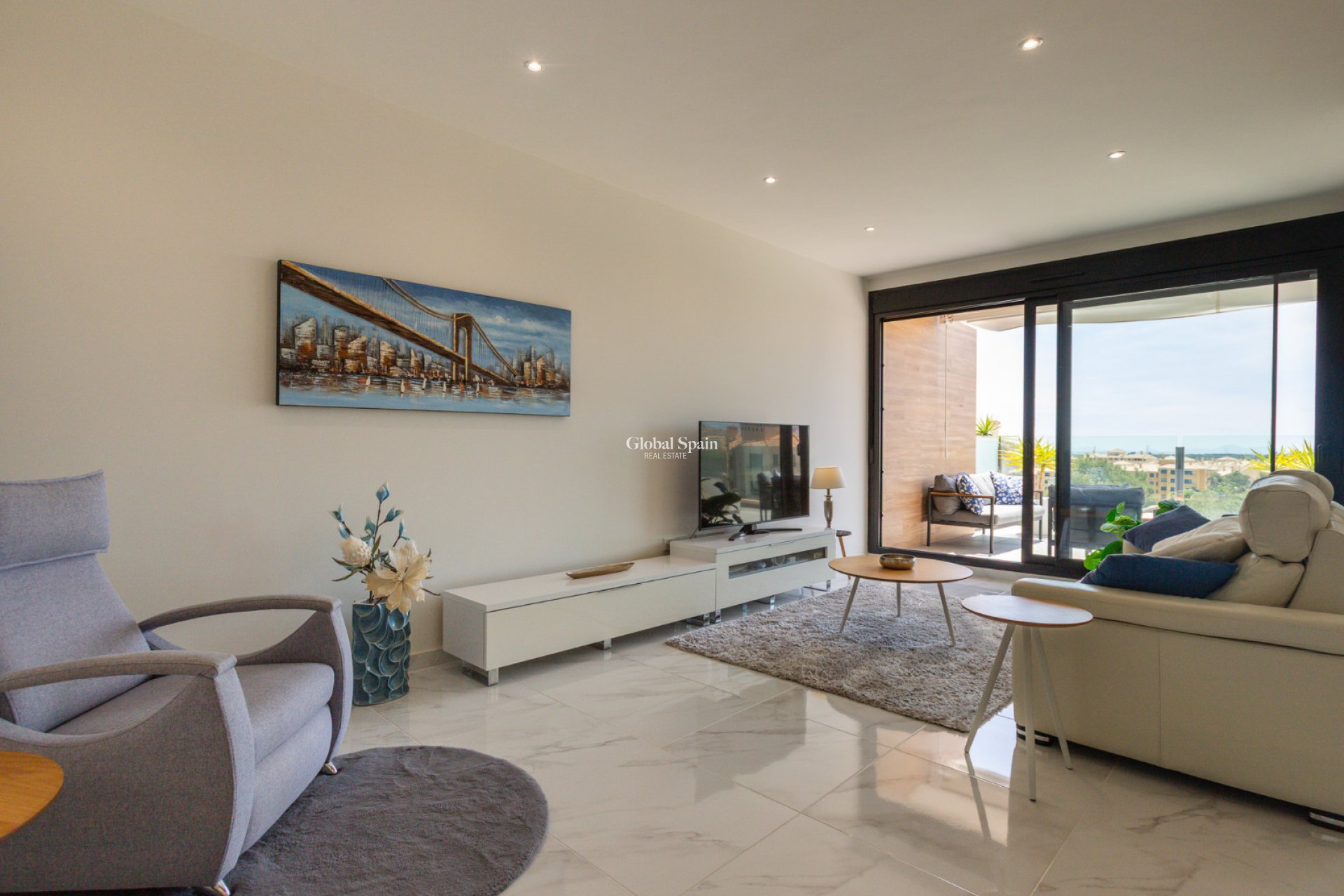 Resale - APARTMENT -
ORIHUELA COSTA - VILLAMARTÍN