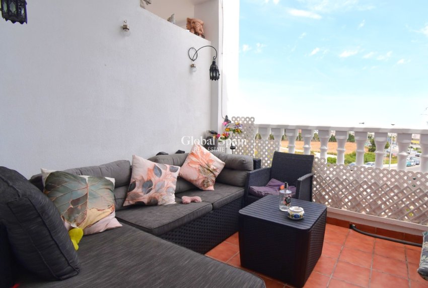 Resale - APARTMENT -
ORIHUELA COSTA - Villamartin