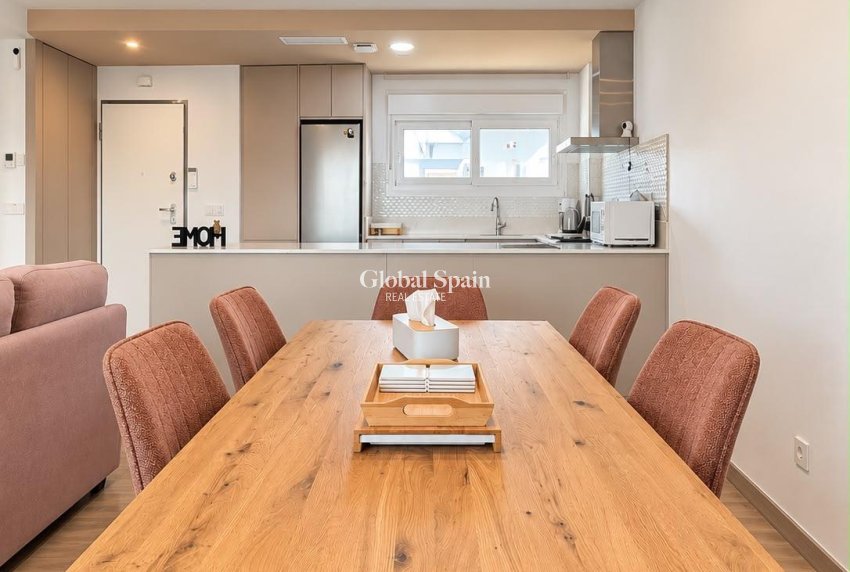 Resale - APARTMENT -
ORIHUELA - Desamparados-hurchillo-torremendo