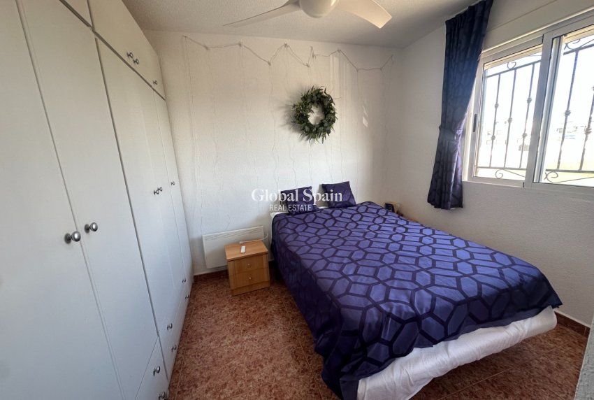 Resale - APARTMENT -
ORIHUELA - Entre Naranjos