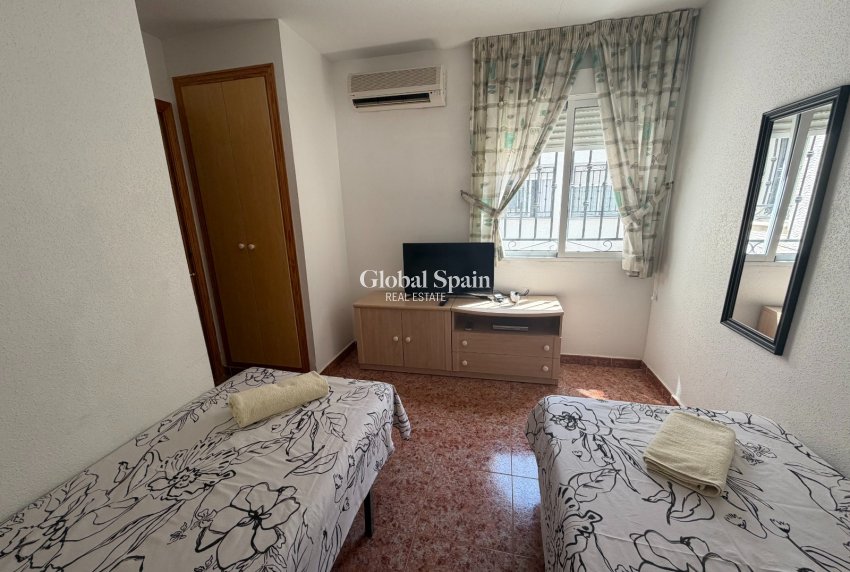 Resale - APARTMENT -
ORIHUELA - Entre Naranjos