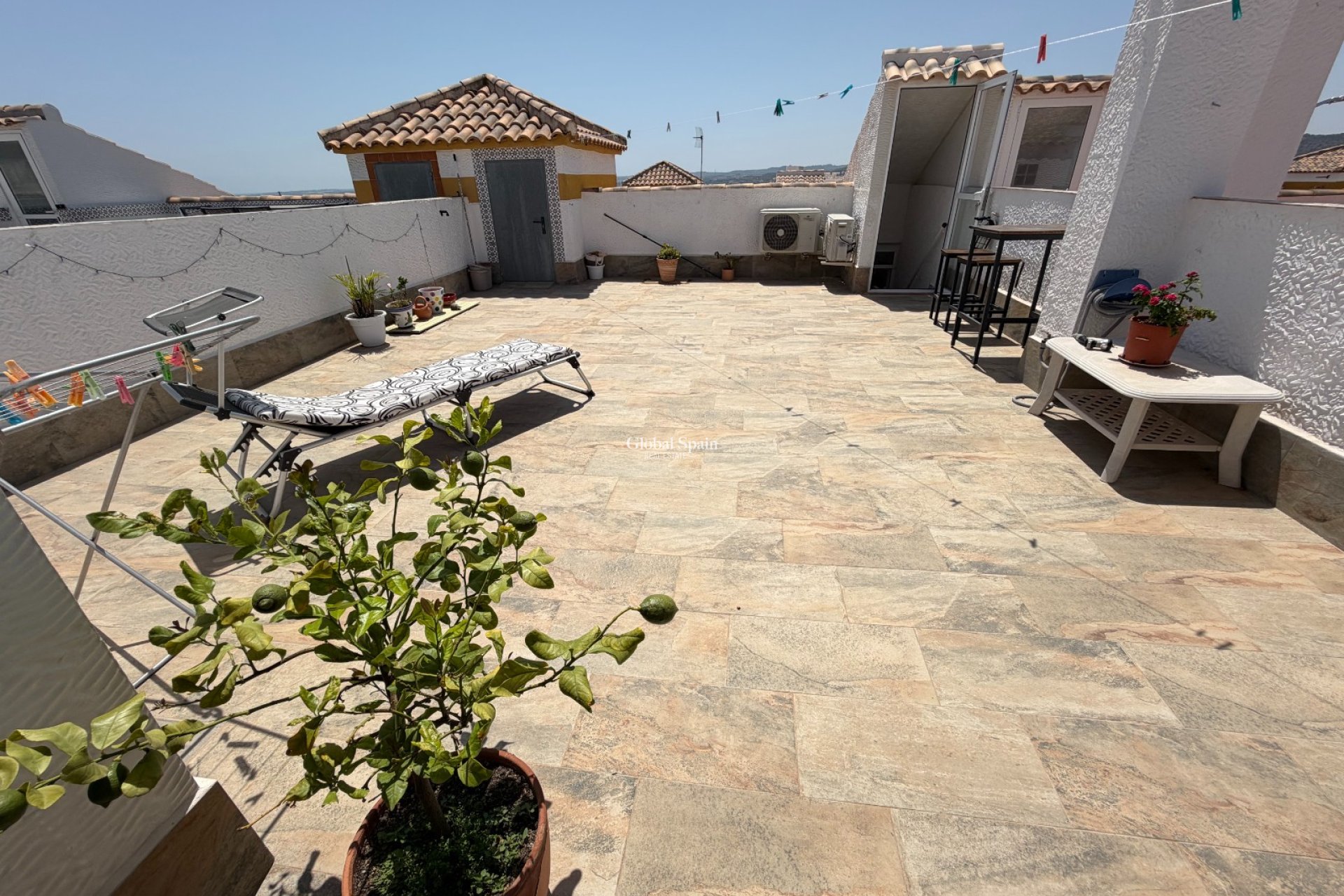 Resale - APARTMENT -
ORIHUELA - Entre Naranjos